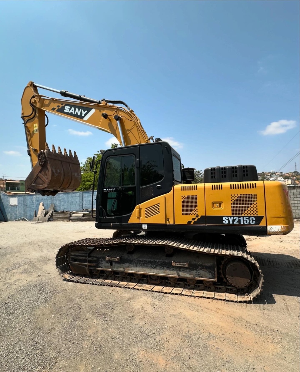 Escavadeira SANY SY215C ano 2020