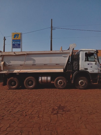 Caminhão Mercedes Benz Actros 4844 ano 2011
