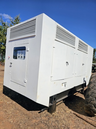Gerador de Energia STEMAC 230 kVA ano 2010