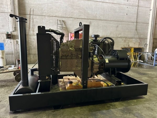 Gerador de Energia Cummins 200 kVA ano 2009