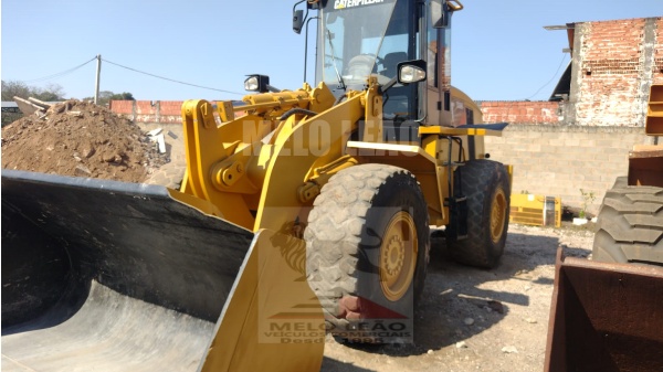 Pá Carregadeira Caterpillar 938H ano 2008