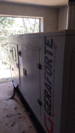 Gerador de Energia Geraforte 40 kVA ano 2021 - 40 kVA - Outros