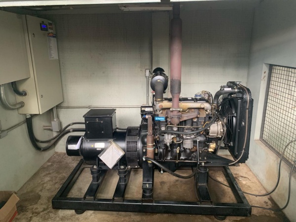 Gerador de Energia Leon Heimer 30 kVA ano 2005