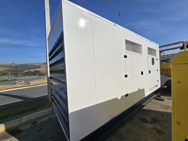 Gerador de Energia STEMAC 500 kVA ano 2010