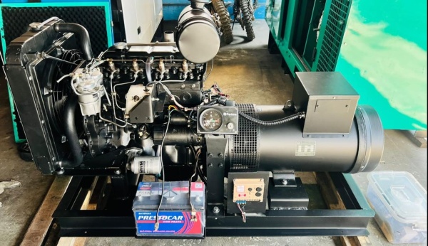 Gerador de Energia Leon Heimer 55 kVA ano 2001
