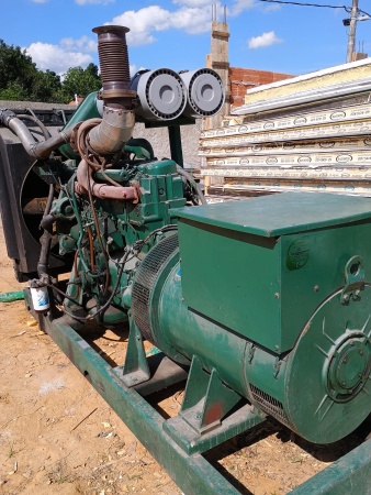 Gerador de Energia Leon Heimer 450 kVA ano 2005