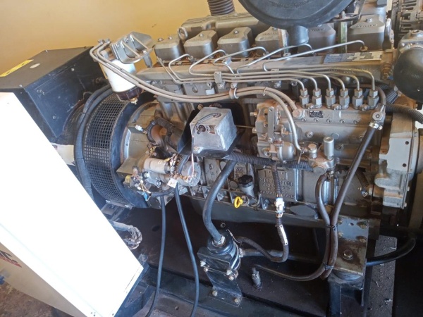 Gerador de Energia STEMAC 180 KVA ano 2010
