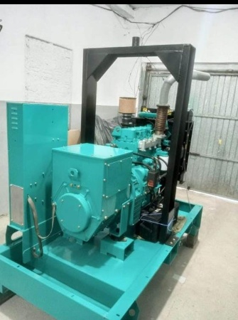Gerador de Energia Cummins 55 kVA ano 2005