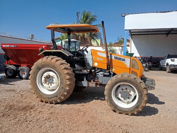 Trator Valtra A 850 ano 2011