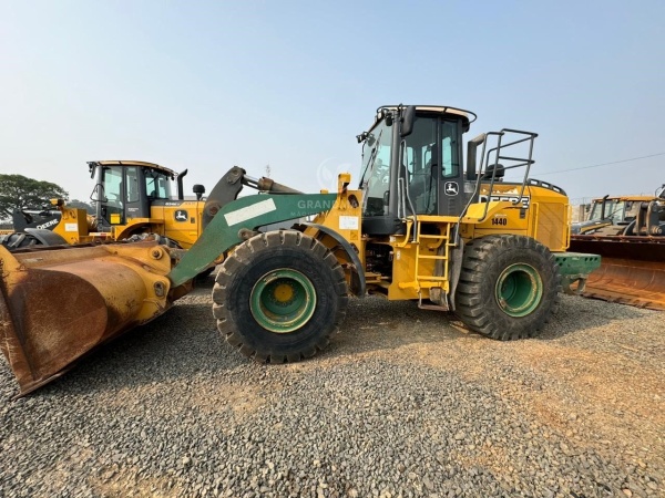 Pá Carregadeira John Deere 724K ano 2014 - 724K - Máquinas de Linha Amarela