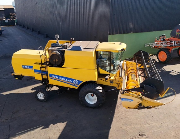 Colheitadeira New Holland TC 4.90 ano 2021