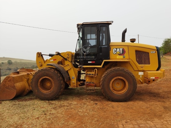 Pá Carregadeira Caterpillar 924K ano 2021
