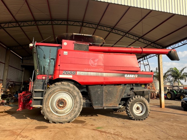 Colheitadeira Case 2688 ano 2014 - Máquinas Agrícolas
