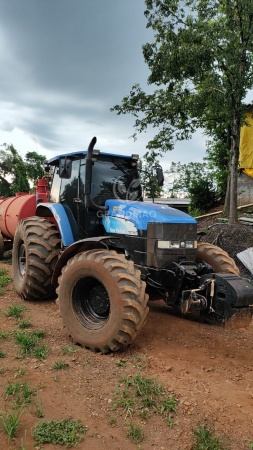 Trator New Holland TM 7010 ano 2009