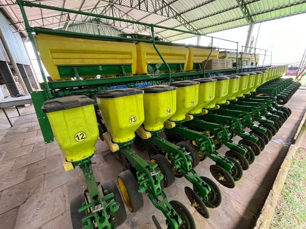 Plantadeira John Deere 1111 ano 2019