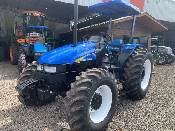 Trator New Holland TL85E ano 2008
