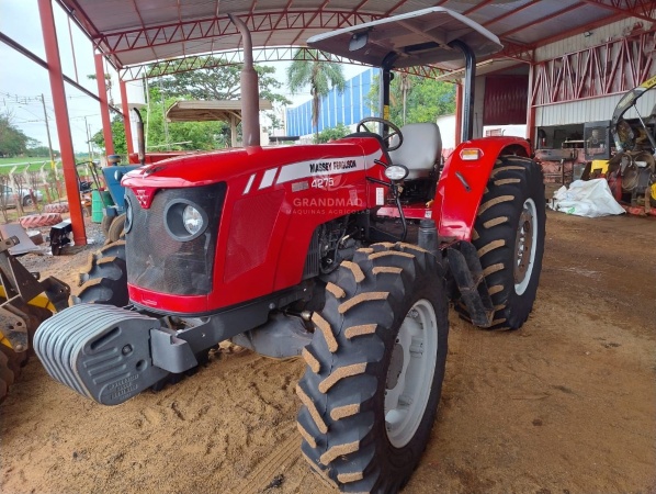 Trator Massey Ferguson 4275 ano 2013 - Máquinas Agrícolas