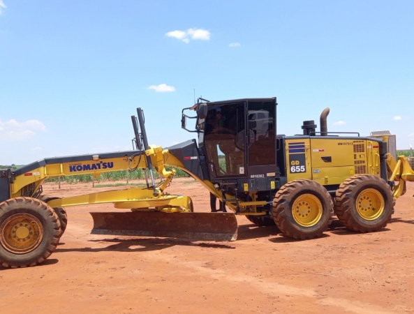 Motoniveladora Komatsu GD655 ano 2021