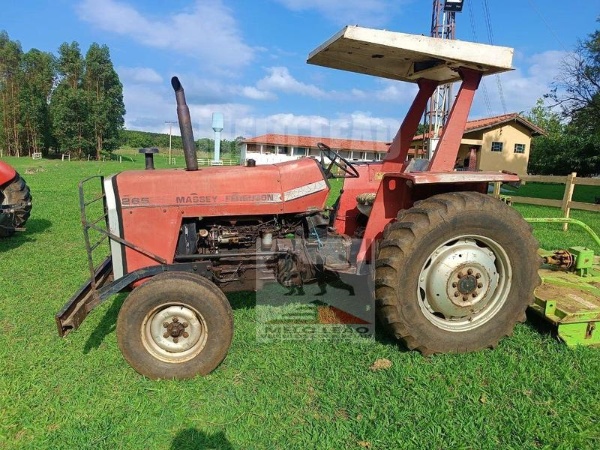 Trator Massey Ferguson 265 ano 1983