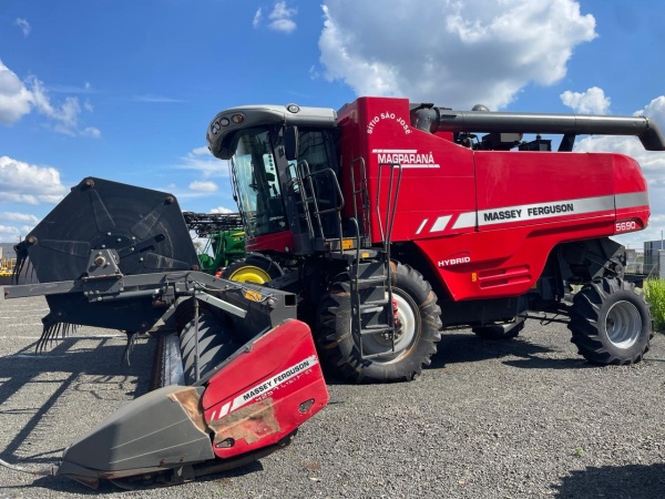 Colheitadeira Massey Ferguson MF 5690 ano 2021