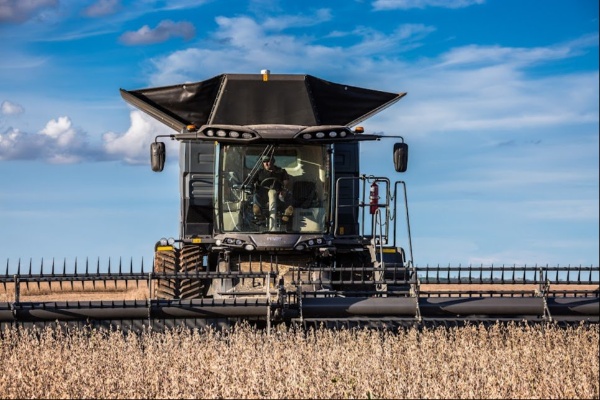 Colheitadeira Fendt IDEAL 9 ano 2026