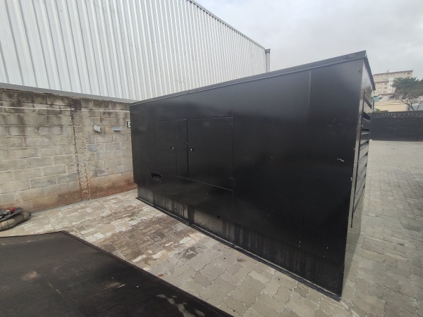 Gerador de Energia STEMAC 330 kVA - 330 kVA - Outros
