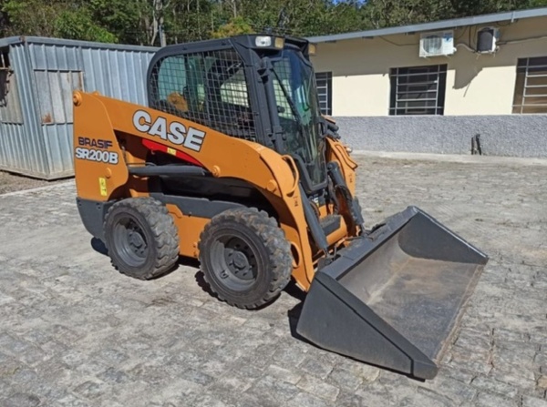 Mini Carregadeira Case SR250B ano 2020