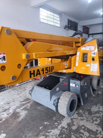 Plataforma HAULOTTE HA 15IP ano 2008