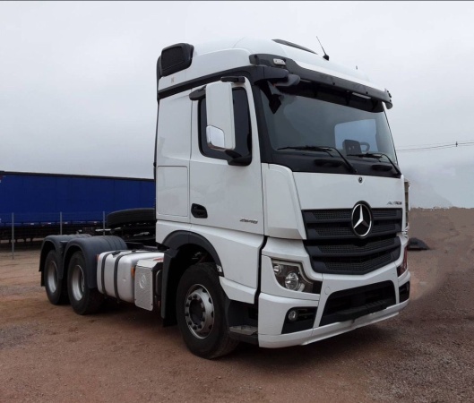 Caminhão Mercedes Benz Actros 2548 ano 2021