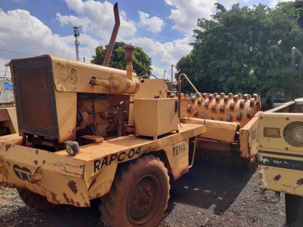 Rolo Compactador Tema terra SP255 ano 1987