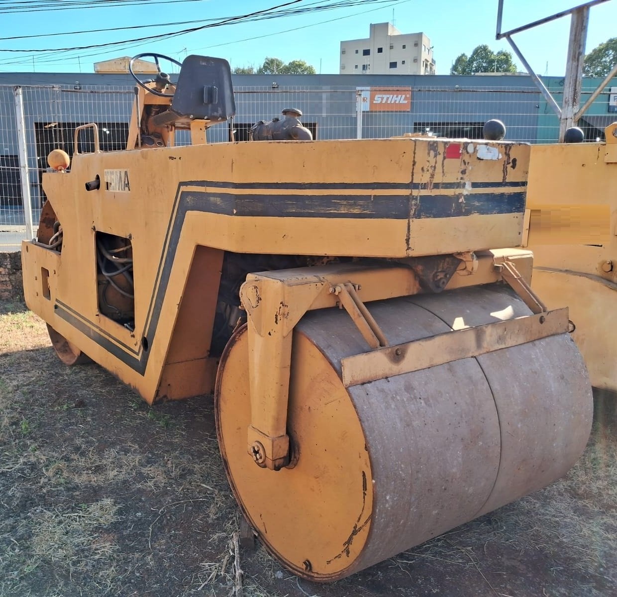 Rolo Compactador Tema terra TH10 ano 1990
