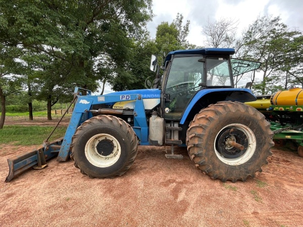 Trator New Holland TM 7040 ano 2013 - TM 7040 - Máquinas Agrícolas