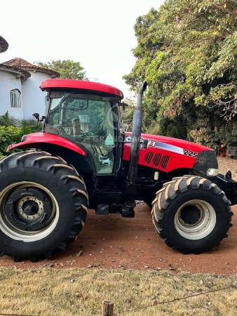 Trator Case PUMA 225 ano 2016