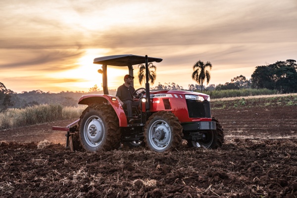 Trator Massey Ferguson MF 4305 ano 2026