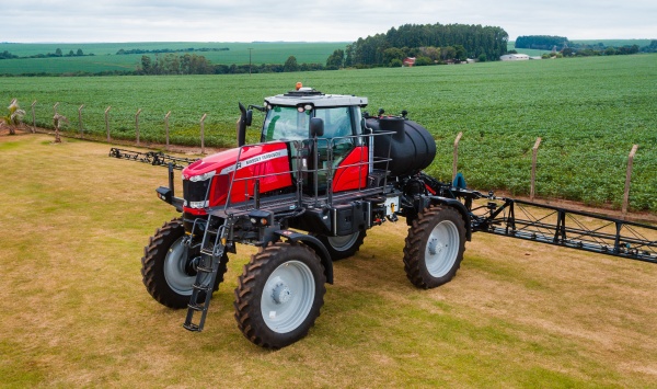 Pulverizador Autopropelido Massey Ferguson MF535 R ano 2026