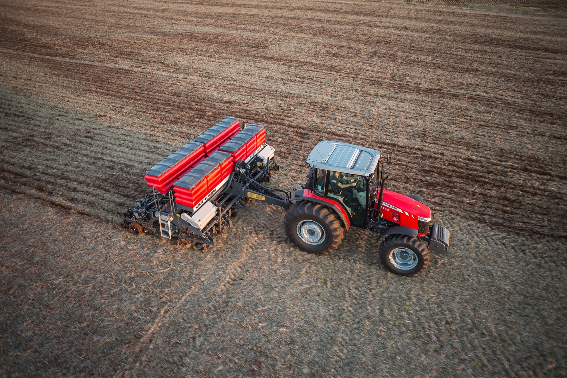 Plantadeira Massey Ferguson MF510 ano 2026