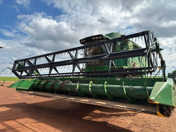 Colheitadeira John Deere 9470 STS ano 2012