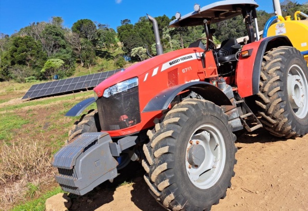 Trator Massey Ferguson MF 6711 ano 2018 - MF 6711 - Máquinas Agrícolas