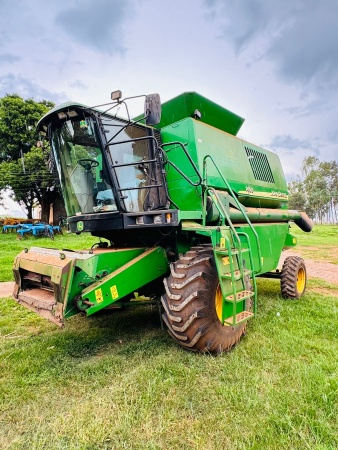 Colheitadeira John Deere 1450 ano 2004 - 1450 - Máquinas Agrícolas