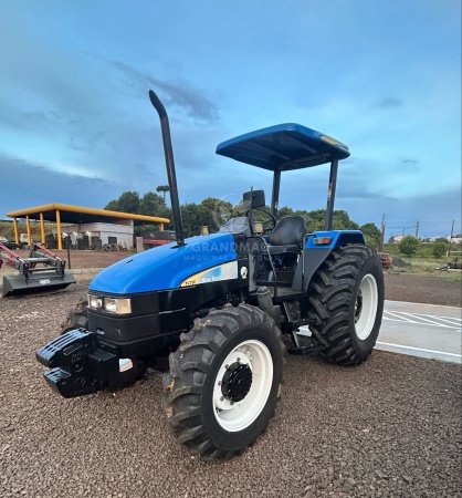 Trator New Holland TL 75E ano 2010