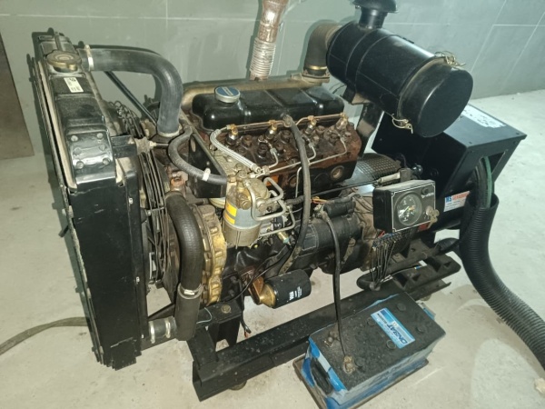 Gerador de Energia MS Geradores 50 kVA ano 2002
