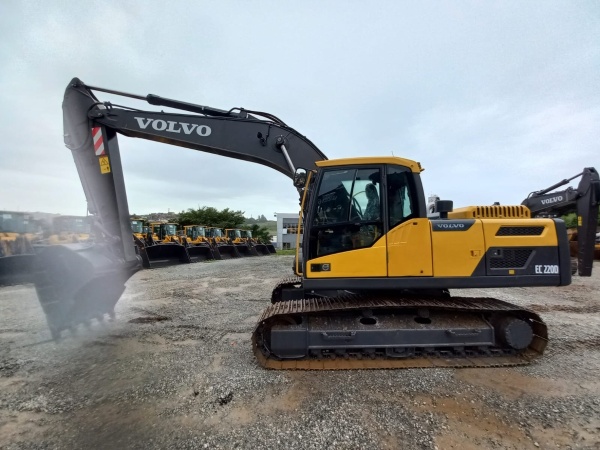 Escavadeira Volvo EC220D ano 2018