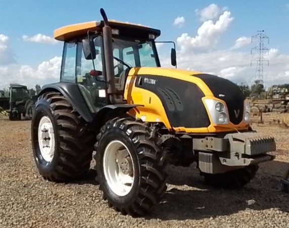 Trator Valtra BM125i ano 2021 - BM125i - Máquinas Agrícolas