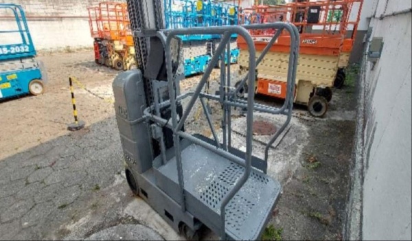 Plataforma JLG 20MSP ano 2017