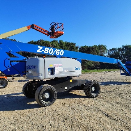 Plataforma Genie  Z-80/60  ano 2013