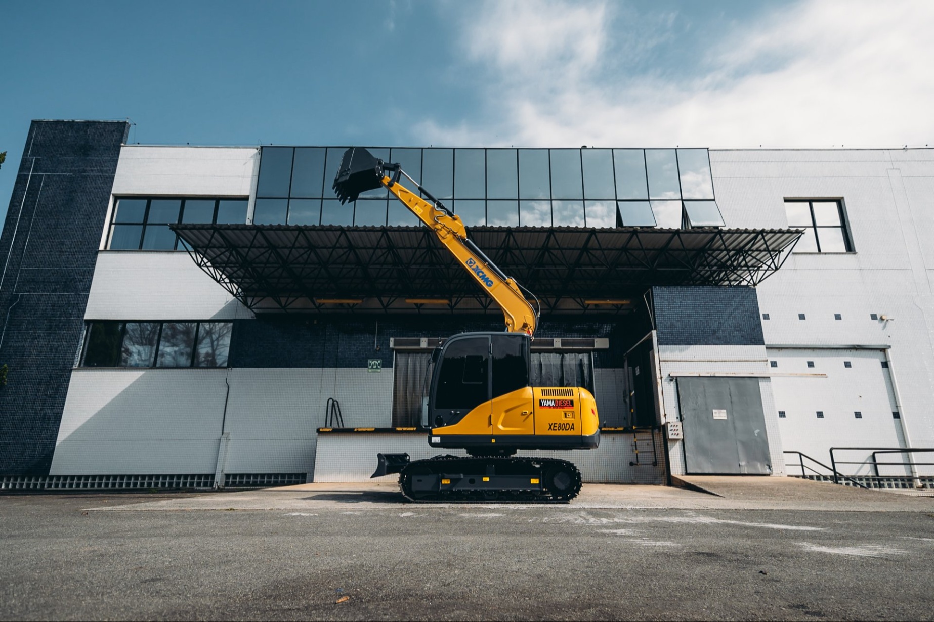 Mini Escavadeira XCMG XE80DA ano 2025