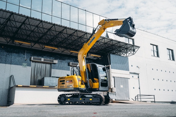 Mini Escavadeira XCMG XE80DA ano 2025