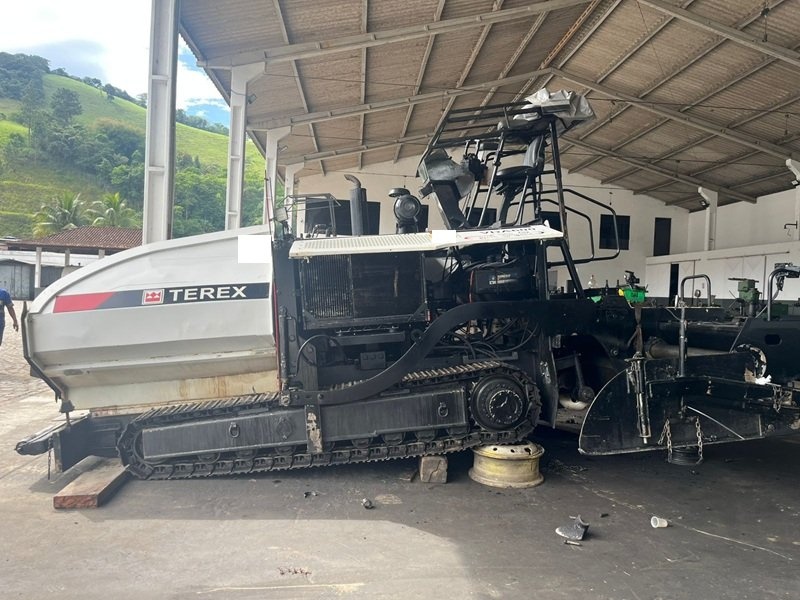 Vibroacabadora Terex VDA 600 ano 2011