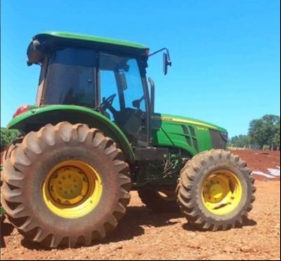 Trator John Deere 5090E ano 2022