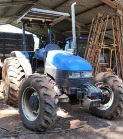 Trator New Holland TL 75E ano 2002 - TL 75E - Máquinas Agrícolas